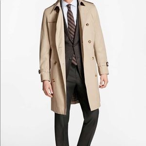 British Trench Coat 44R commissioned by Jos.A.Bank Clothiers! Like New Condition